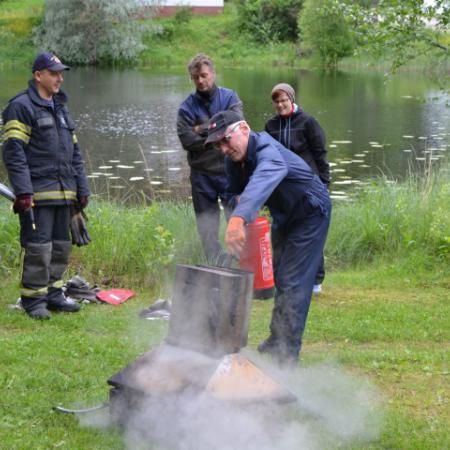 Näytä suurempi kuva