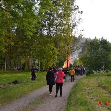 Näytä suurempi kuva