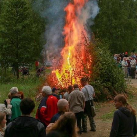 Näytä suurempi kuva